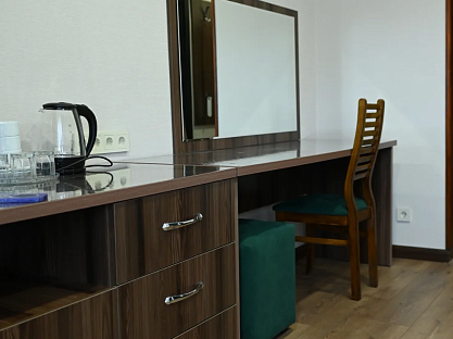 Санаторий «Лесной», г. Железноводск. Трёхместный номер